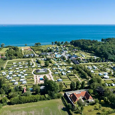 First Camp Skovlund & Camping *